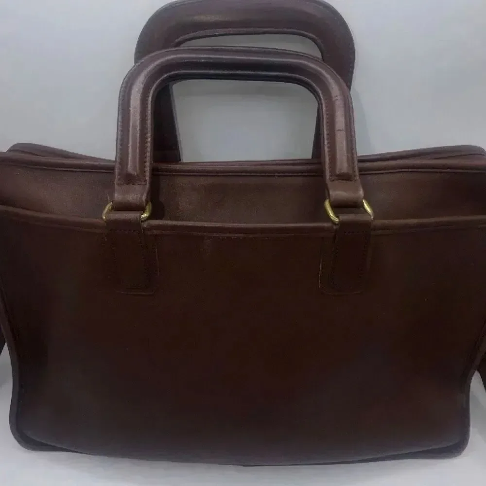 COACH Vibtage 1970s Monroe Glovetanned Leather Crossbody Briefcase